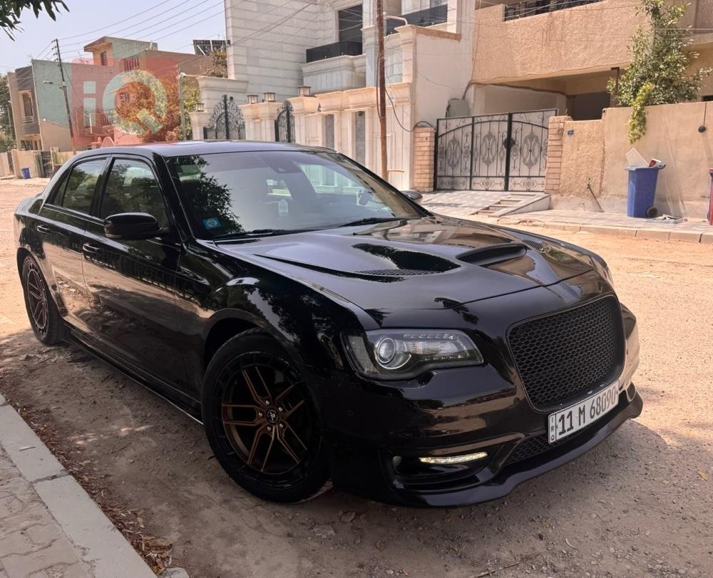 كرايسلر 300